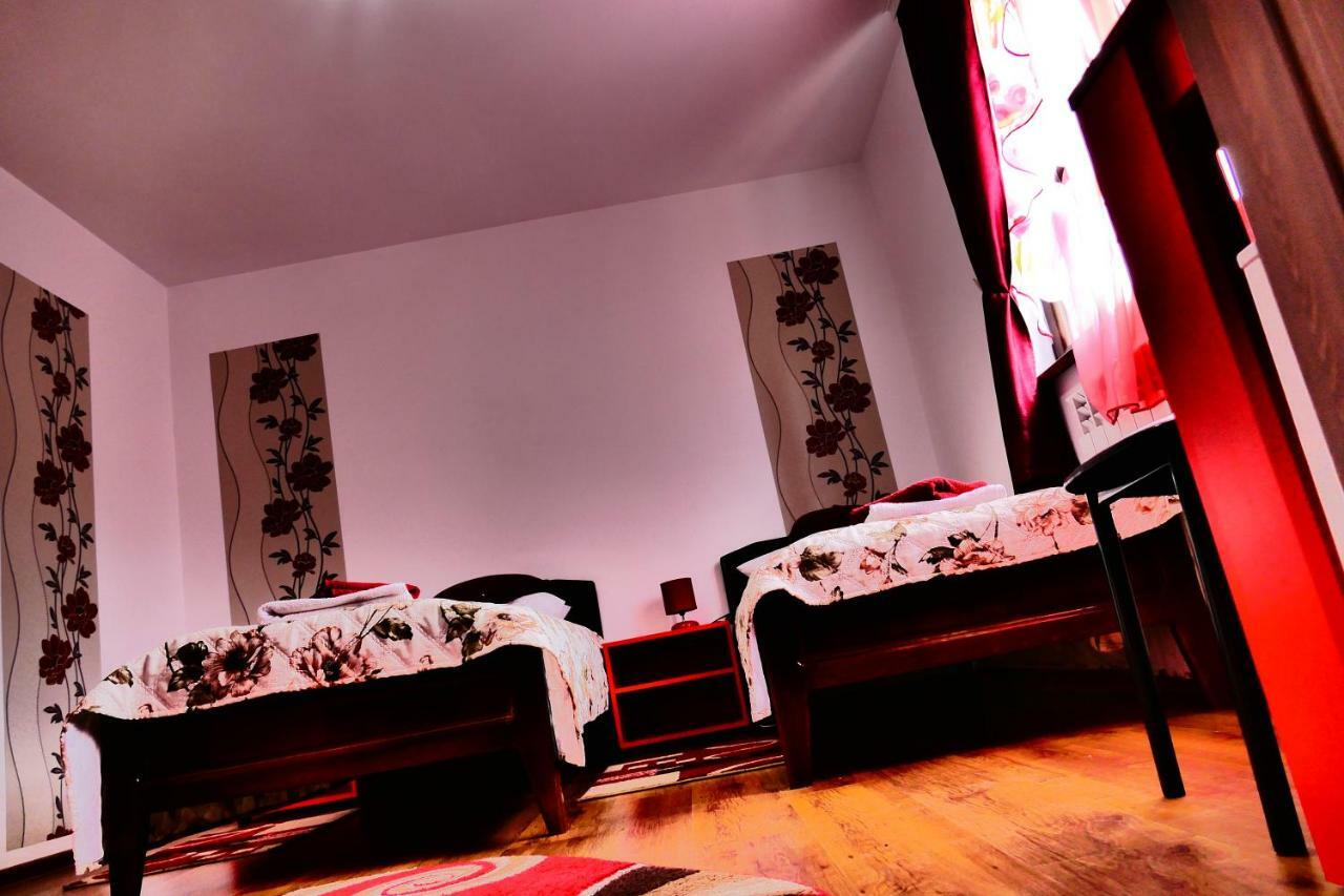 Pensiunea Roua Florilor Hotel Anina Eksteriør billede