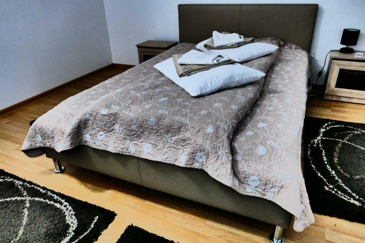 Pensiunea Roua Florilor Hotel Anina Eksteriør billede